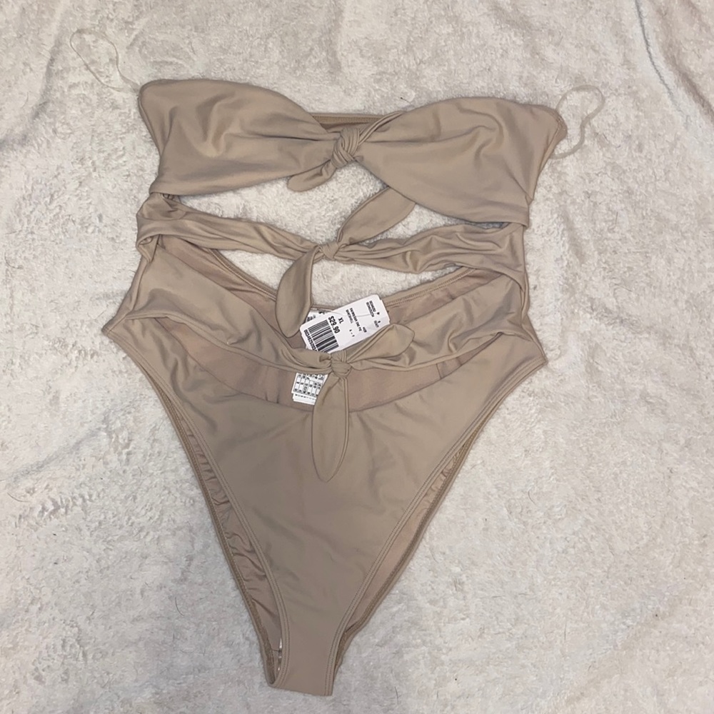 Cut out one piece forever 21